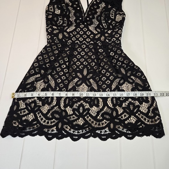 Free People One Million Lovers Black‎ Lace A-Line Dress Size 0 Tan Lining NWT - Picture 13 of 14